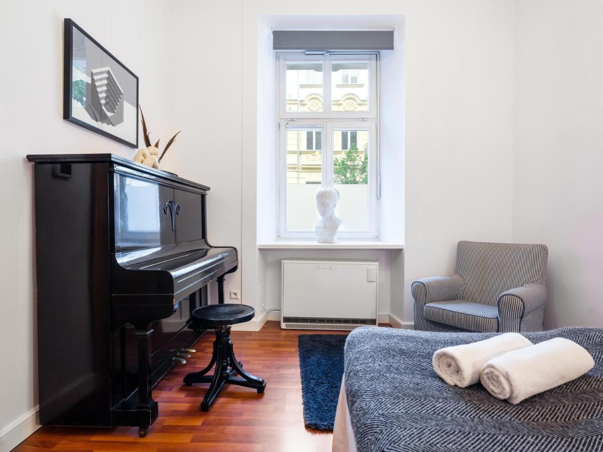Tyzenhauz Apartments Comfort Красков Екстериор снимка